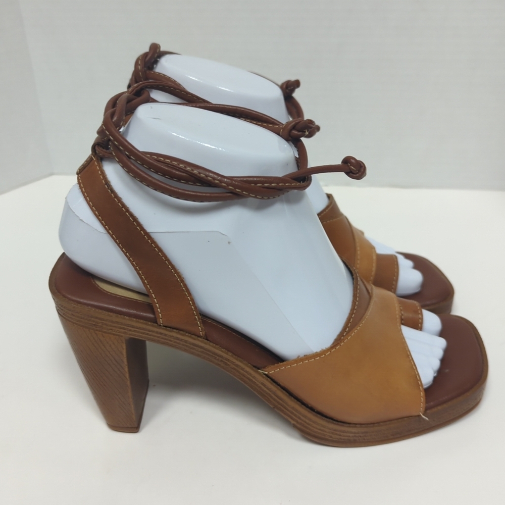 Fioni Woman Sz 7 Leather Ankle Tie Sling Back Block Heels Brown  Classic - Picture 4 of 8